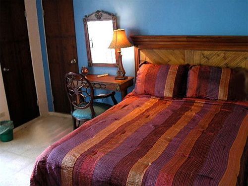 Oceana Hostal Playero Сан-Хуан Экстерьер фото